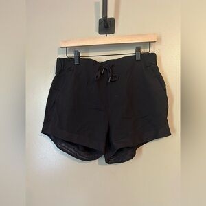 Lululemon sunsetting shorts 3 inch size 8